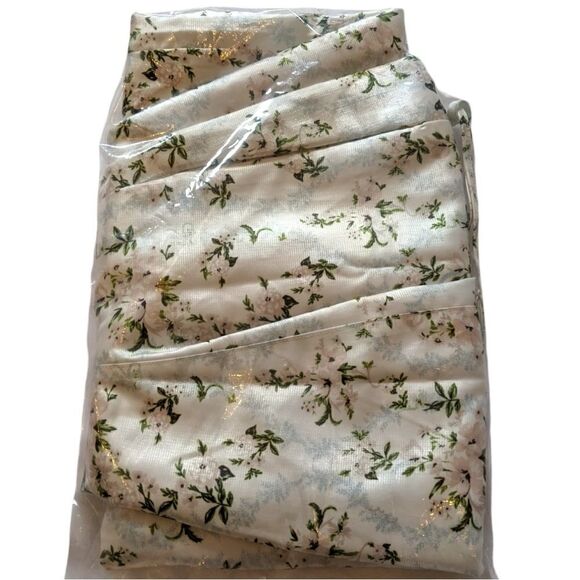 Danielle Bernstein Dress  - Picture 7 of 8